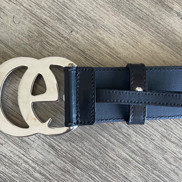 Ladies Gucci Medium Buckle, Black Belt
